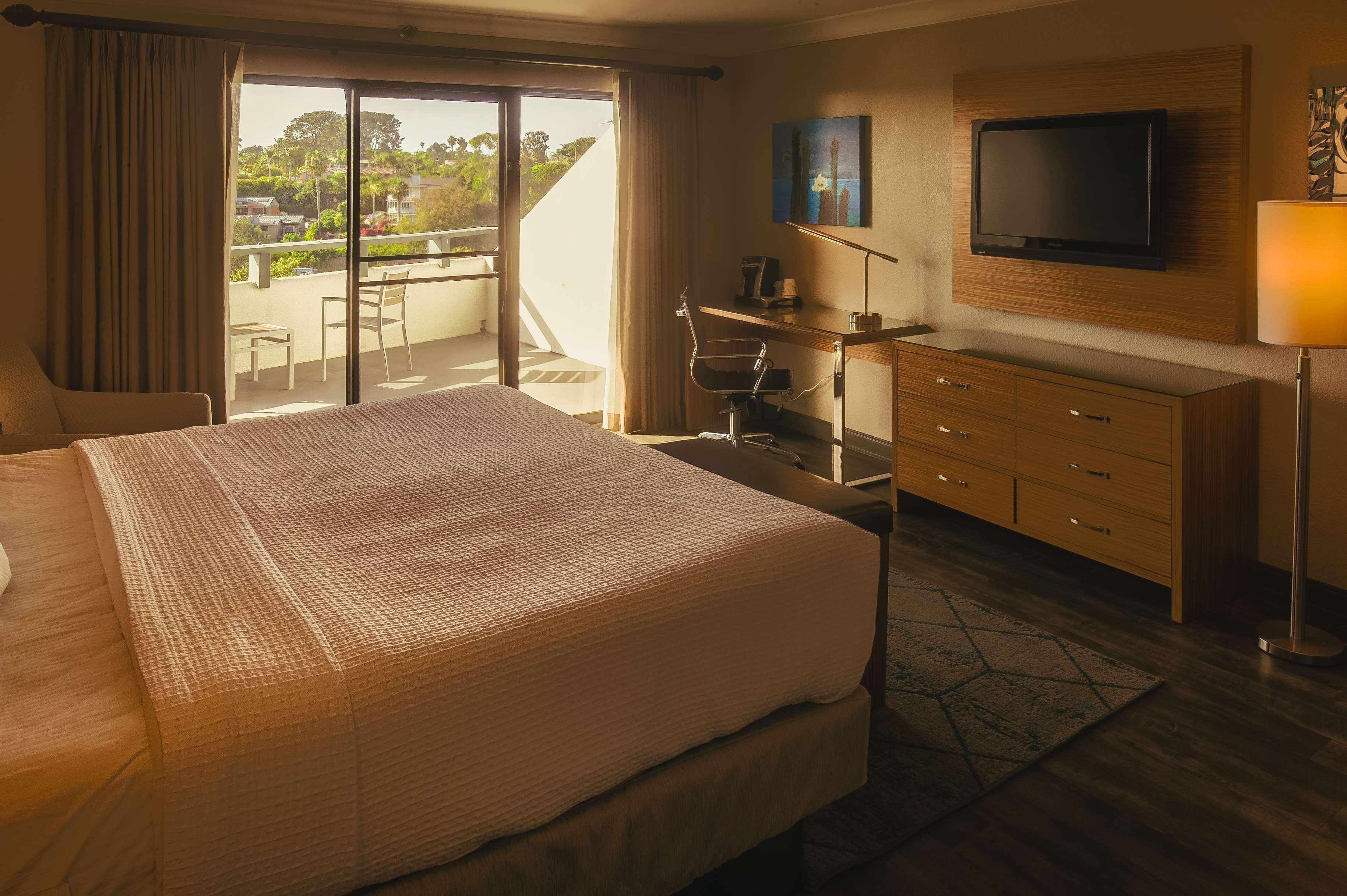 אנסיניטס The Encinitan Hotel & Suites מראה חיצוני תמונה
