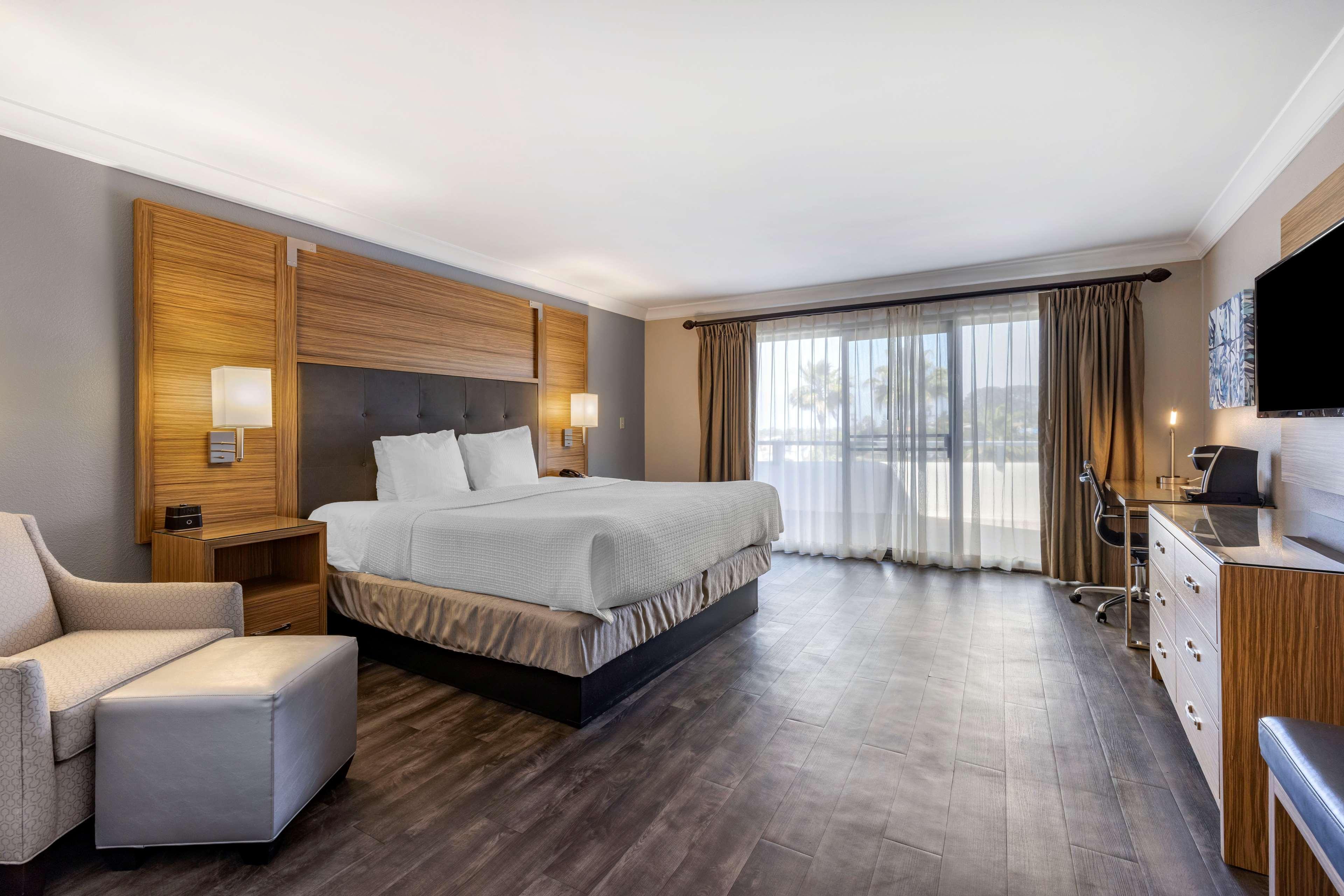 אנסיניטס The Encinitan Hotel & Suites מראה חיצוני תמונה