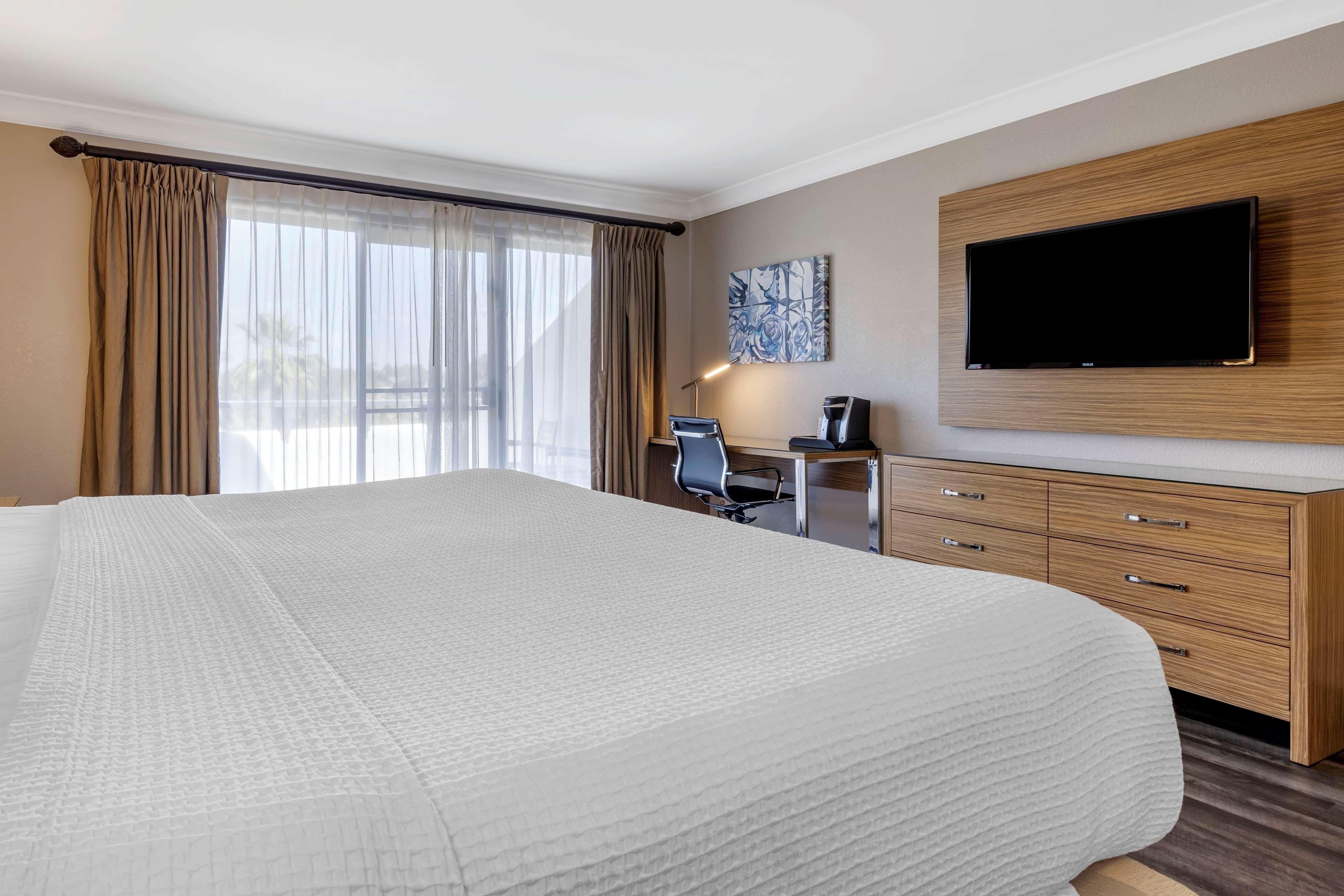 אנסיניטס The Encinitan Hotel & Suites מראה חיצוני תמונה
