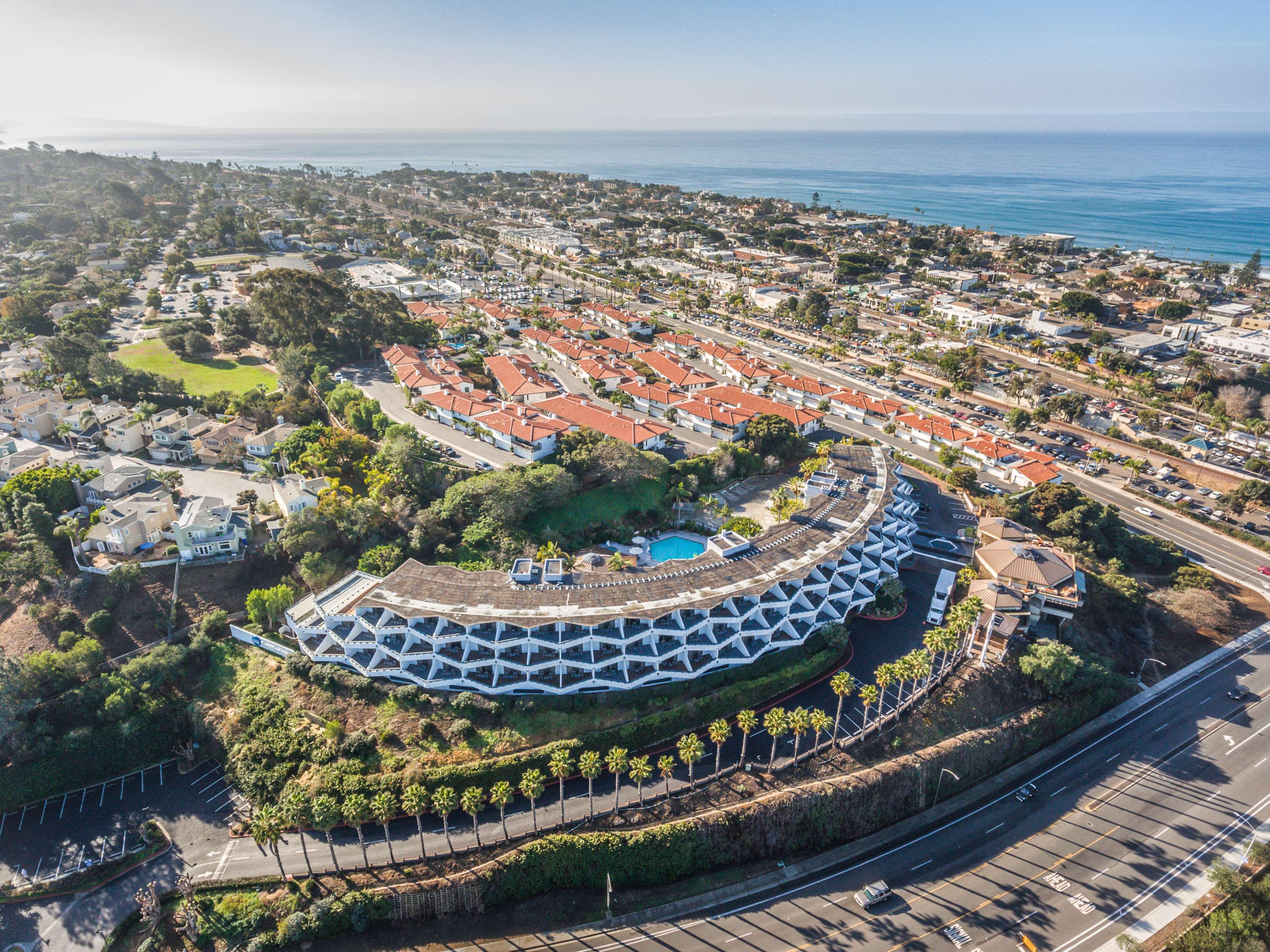 אנסיניטס The Encinitan Hotel & Suites מראה חיצוני תמונה