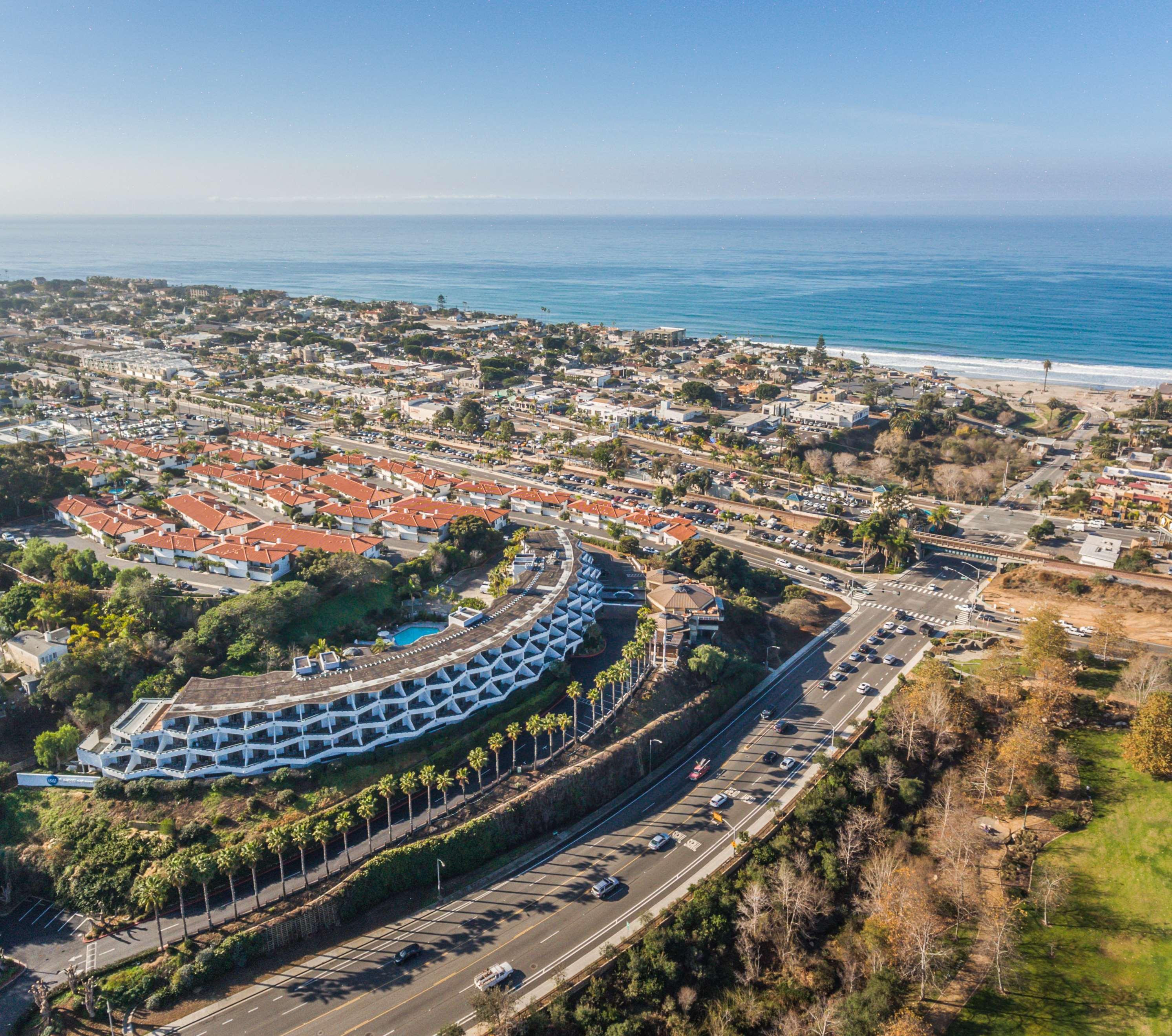 אנסיניטס The Encinitan Hotel & Suites מראה חיצוני תמונה